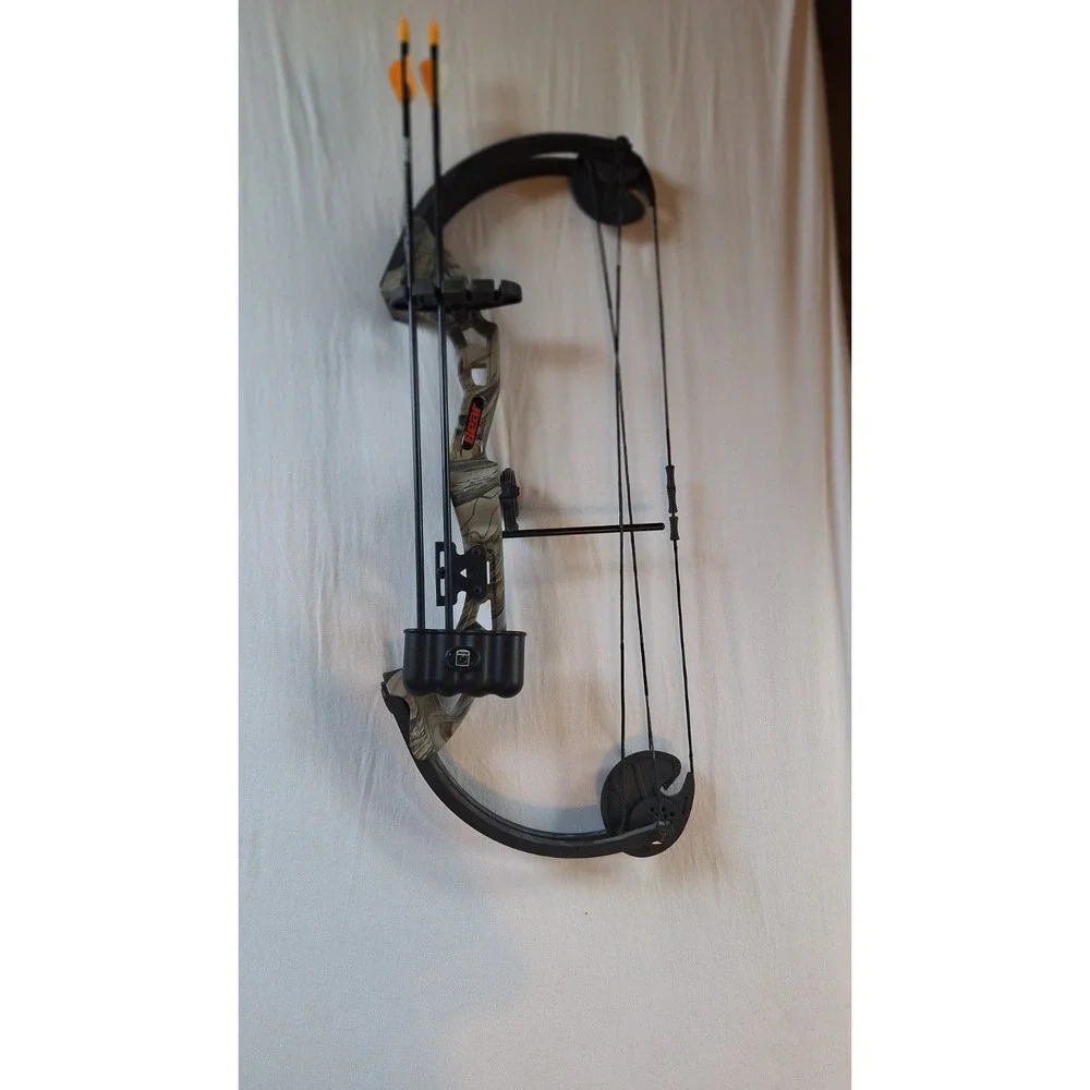 BEAR ARCHERY BRAVE COMPOUND BOW RH RIGHT HAND CAMO YOUTH HUNTING PACKAGE